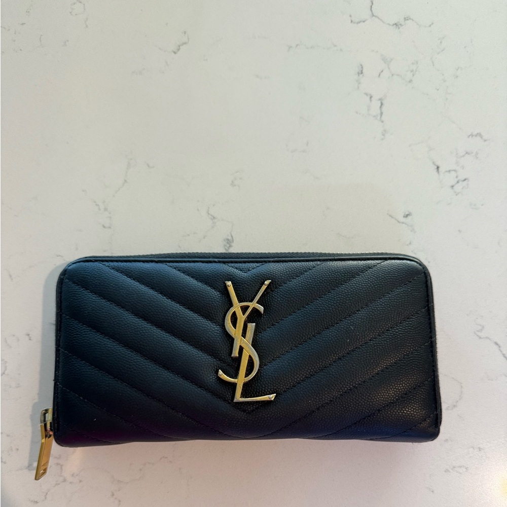YVES SAINT LAURENT Monogram zip-around Wallet | Black - Picture 2 of 8